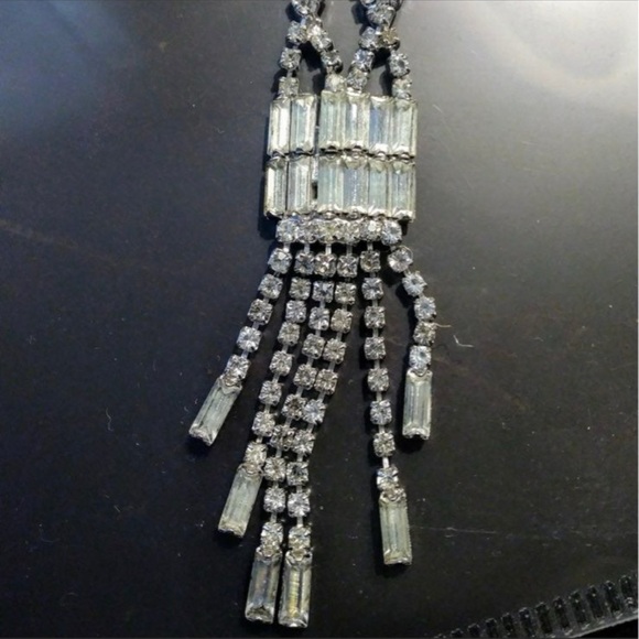 Dazzling Crystal Cascade Necklace - Picture 3 of 8